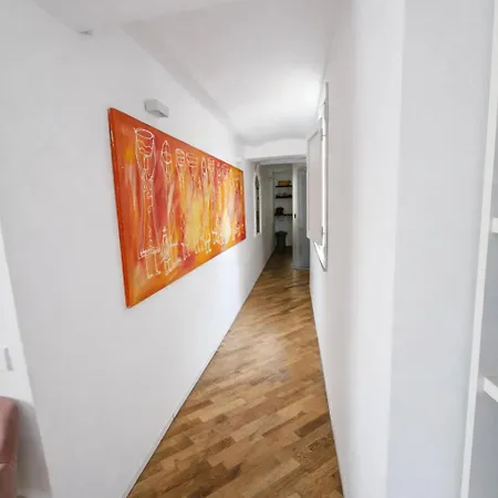 Apartmán Palazzo Moncada 2 *