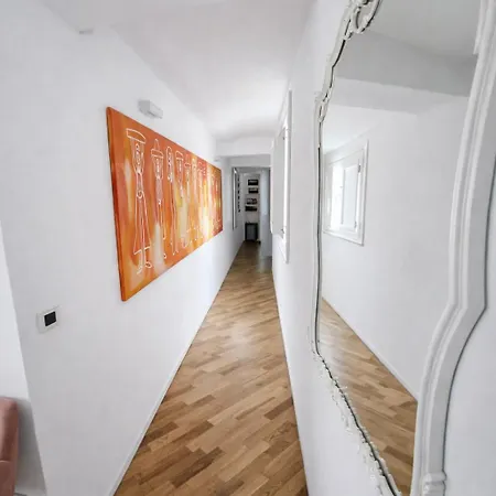 Apartmán Palazzo Moncada 2 *